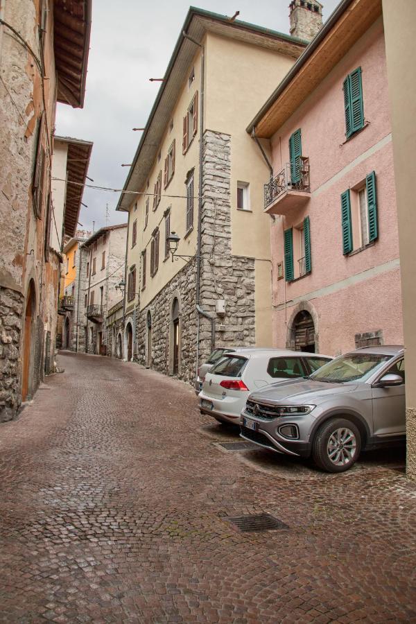 Charme Nel Borgo Di Bienno Di Design, Natura & Relax Exterior foto